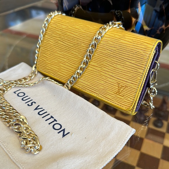 HOST PICK Louis Vuitton Epi Yellow Tresor Wallet with Dustbag, Box, Bag, Ribbon - Picture 3 of 15